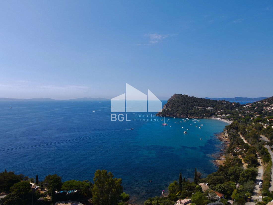 House in Rayol-Canadel-sur-Mer, Provence-Alpes-Côte d'Azur, France 1 - 16296804
