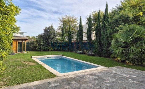 House in Saint Jean-Belcier-Carle Vernet-Albert 1er, Bordeaux, France 1