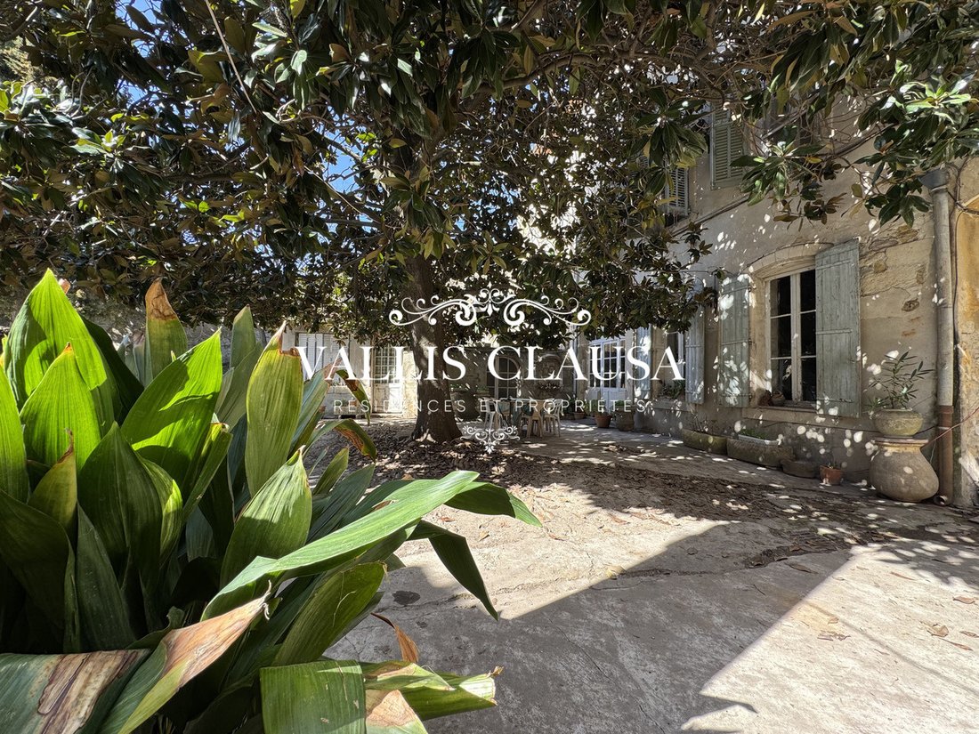 House in Montagne des Chèvres, Villeneuve-lès-Avignon, France 1 - 16297409