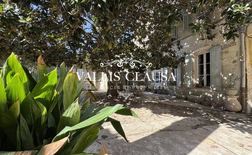House in Montagne des Chèvres, Villeneuve-lès-Avignon, France 1