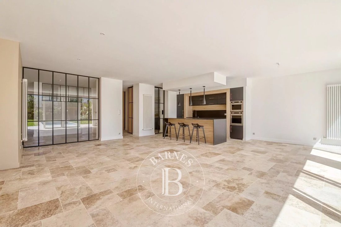 Apartment in Saint Jean-Belcier-Carle Vernet-Albert 1er, Bordeaux, France 5 - 10997521
