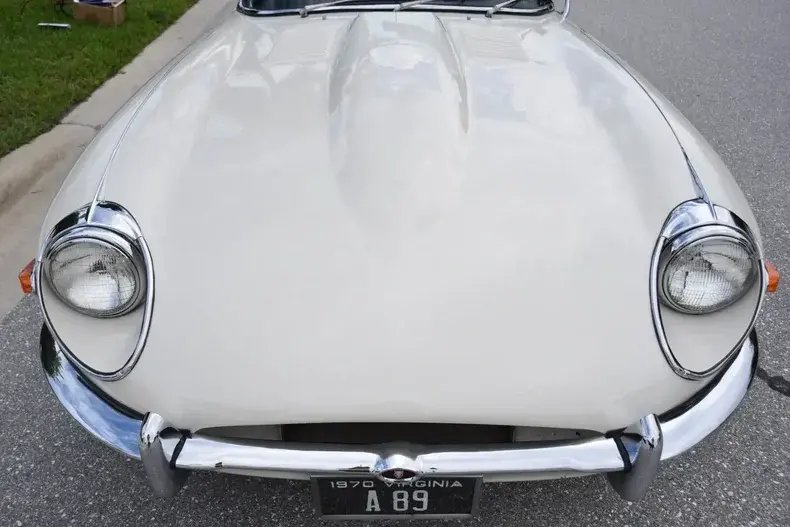 Cabriolet in Glendale, United States 4 - 16307082