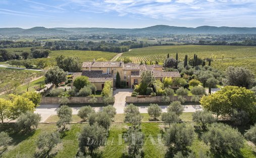Haus in Pertuis, Provence-Alpes-Côte d'Azur, Frankreich 1