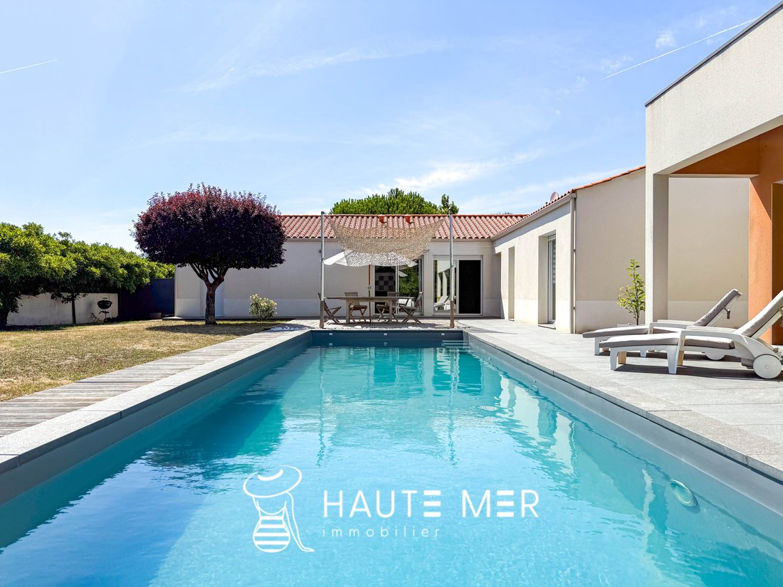 House in Gare-Saint Michel, Les Sables-d'Olonne, France 1 - 16296614