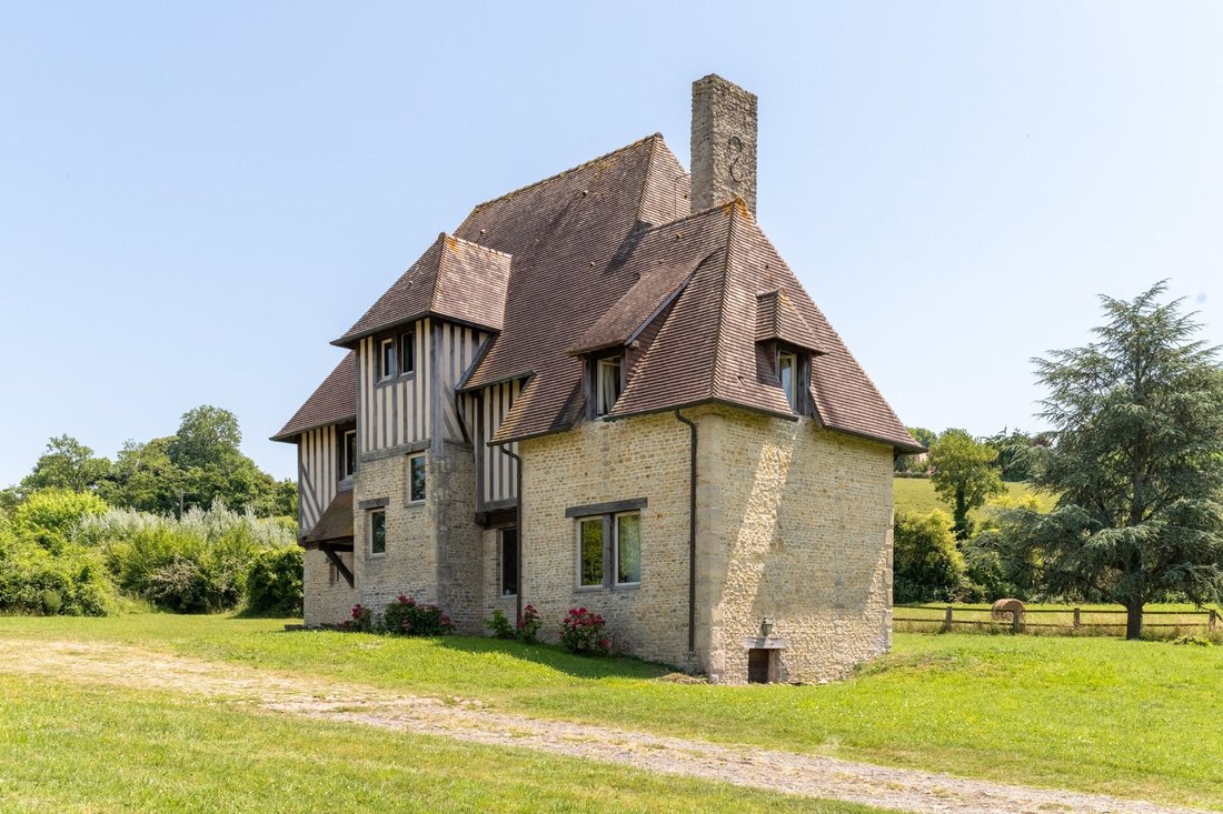 House in Beaumont-en-Auge, Normandy, France 5 - 16299225