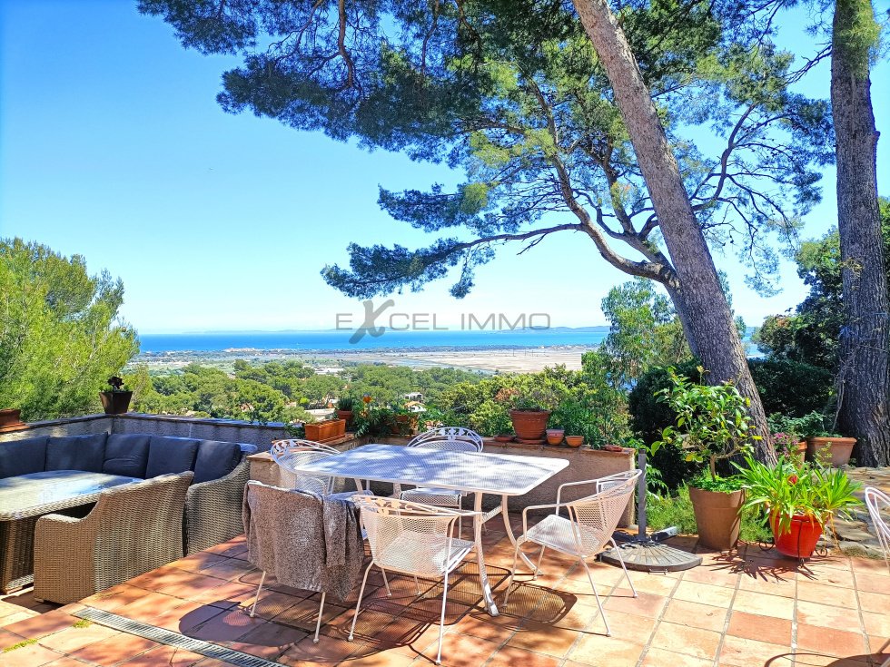 Villa in Hyeres, Provence-Alpes-Côte d'Azur, France 3 - 16297385