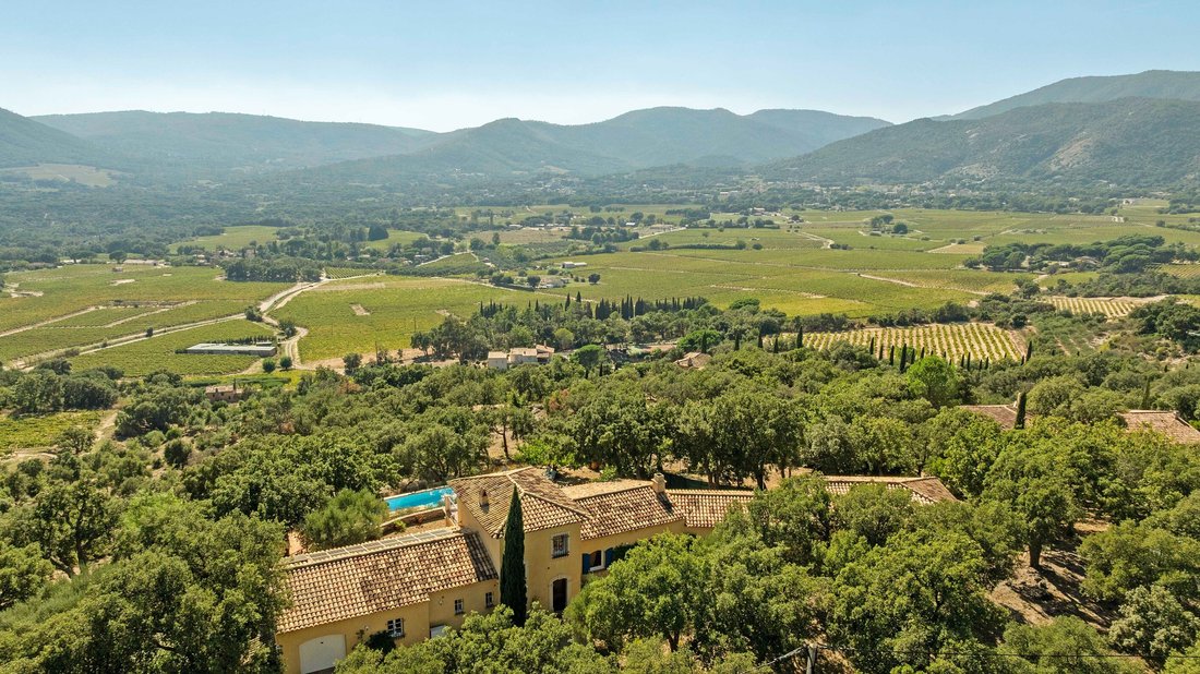 House in Le Plan-de-la-Tour, Provence-Alpes-Côte d'Azur, France 1 - 16306157