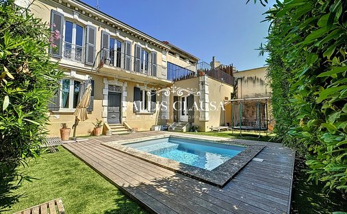 Casa a Montagne des Chèvres, Villeneuve-lès-Avignon, Francia 1
