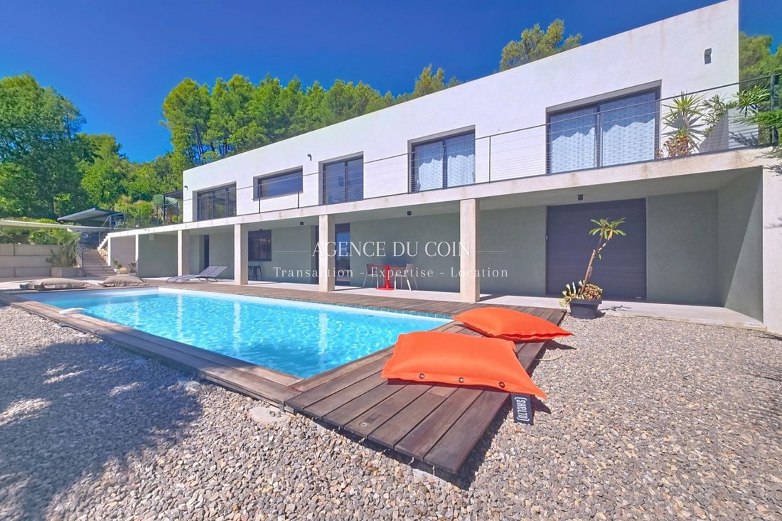 Villa in Centre Ancien, Draguignan, France 1 - 16297786