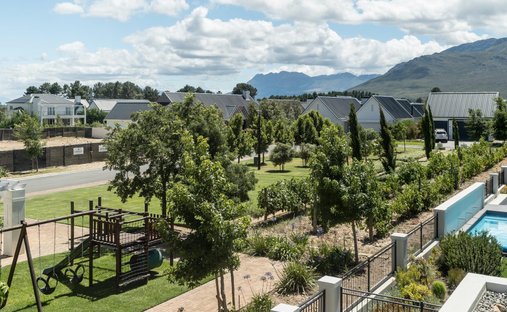 House in Paarl, Western Cape, South Africa 1