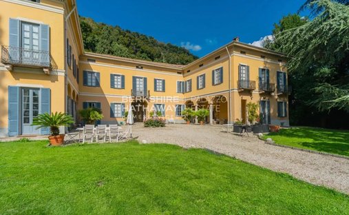 Villa in Proserpio, Lombardy, Italy 1