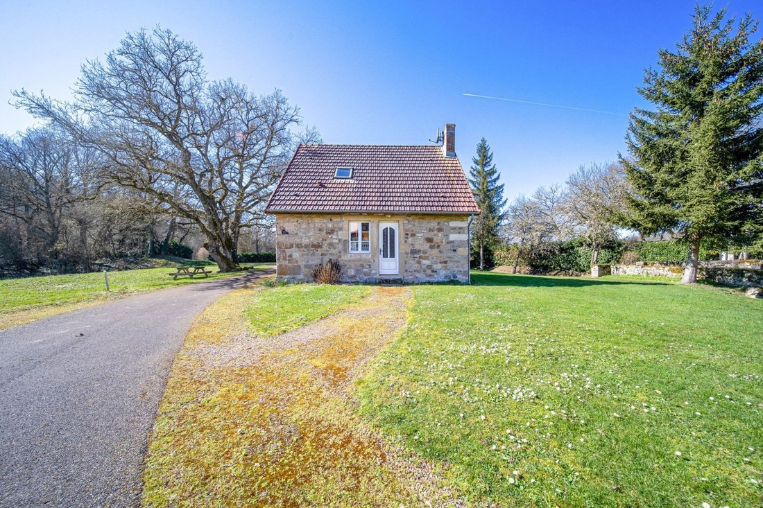 Estate in Vievy, Bourgogne – Franche-Comté, France 4 - 16276796