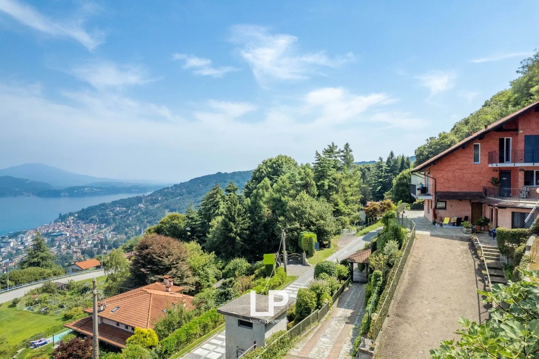 Villa in Stresa, Piemont, Italien 4 - 16297716