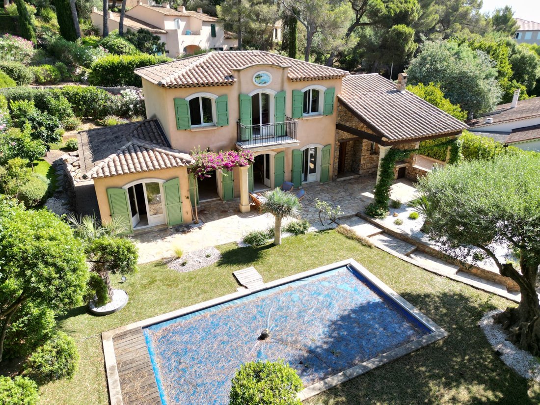 Villa in Nord, Cavalaire-sur-Mer, France 4 - 16296534