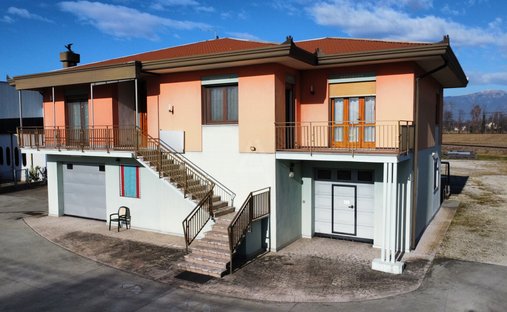Casa en Castello di Godego, Véneto, Italia 1