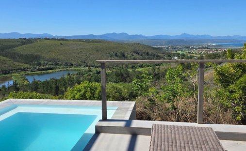 House in Plettenberg Bay, Western Cape, South Africa 1