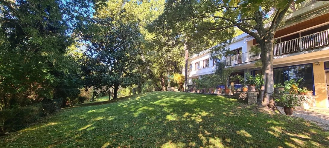 Estate in Alexis-Montlouis, Montelimar, France 1 - 16306982