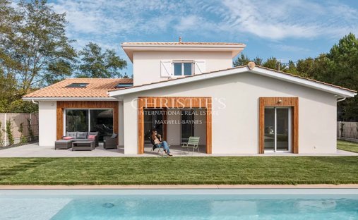 House in Lege Bourg, Lège-Cap-Ferret, France 1