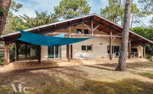 Villa in Centre Cap Ferret, Lège-Cap-Ferret, France 1