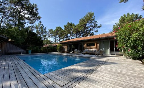 Villa in Centre Cap Ferret, Lège-Cap-Ferret, France 1