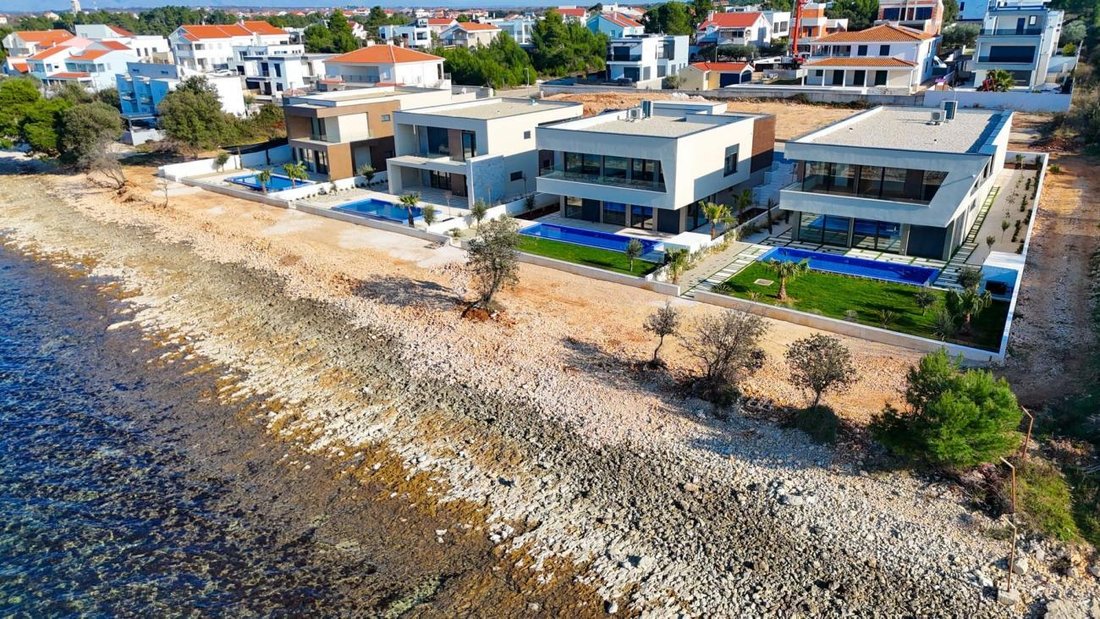 Villa in Nin, Zadar County, Croatia 2 - 13462520