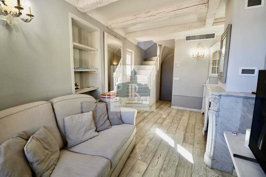 House in Zone Est Diffuse, Saint-Tropez, France 3 - 16296763