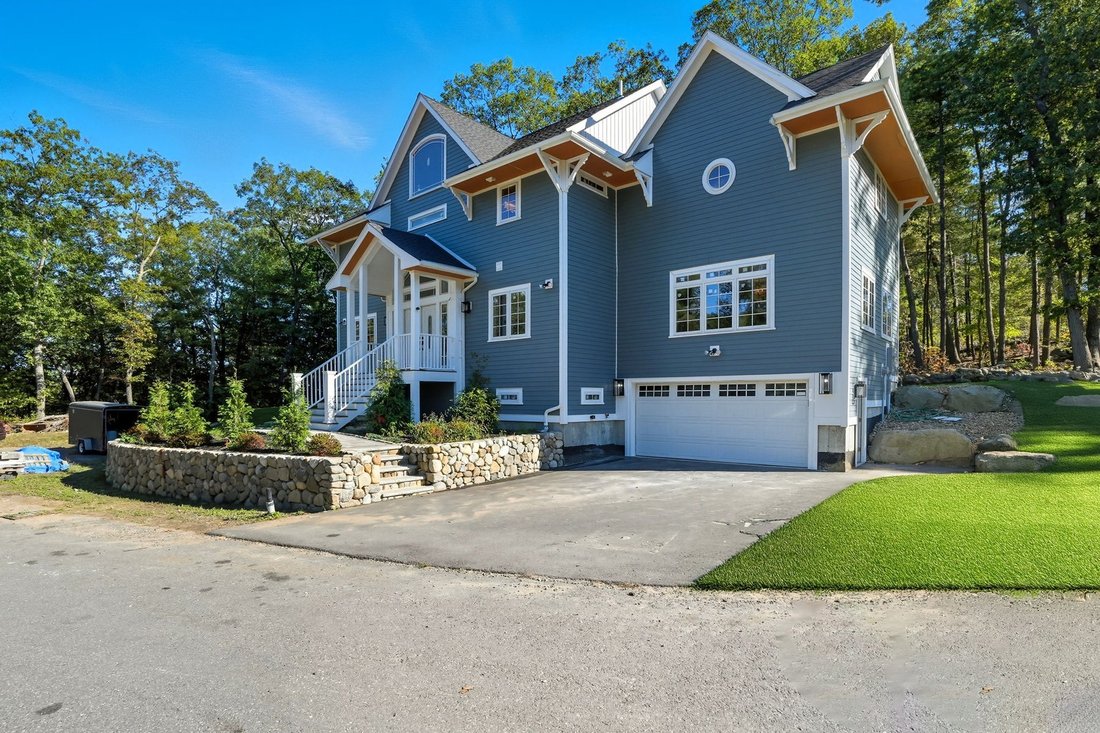 House in Wakefield, Massachusetts, United States 2 - 16298047