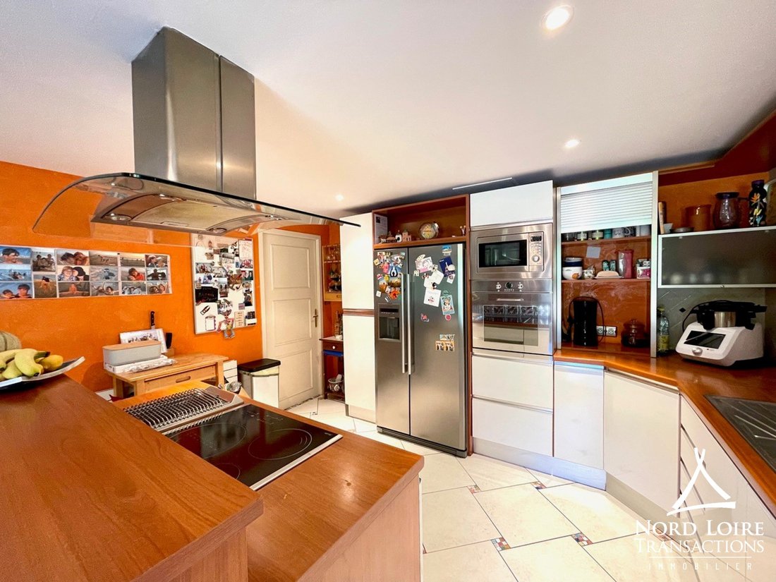 House in La Chapelle-sur-Erdre, Pays de la Loire, France 3 - 16296487