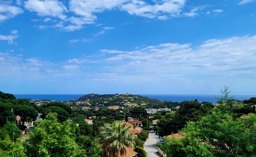 Villa in Nord, Cavalaire-sur-Mer, France 1