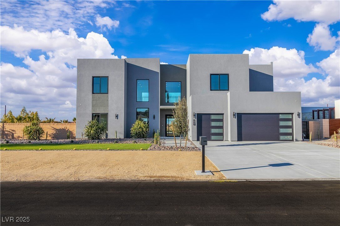 House in Henderson, Nevada, United States 2 - 16300366