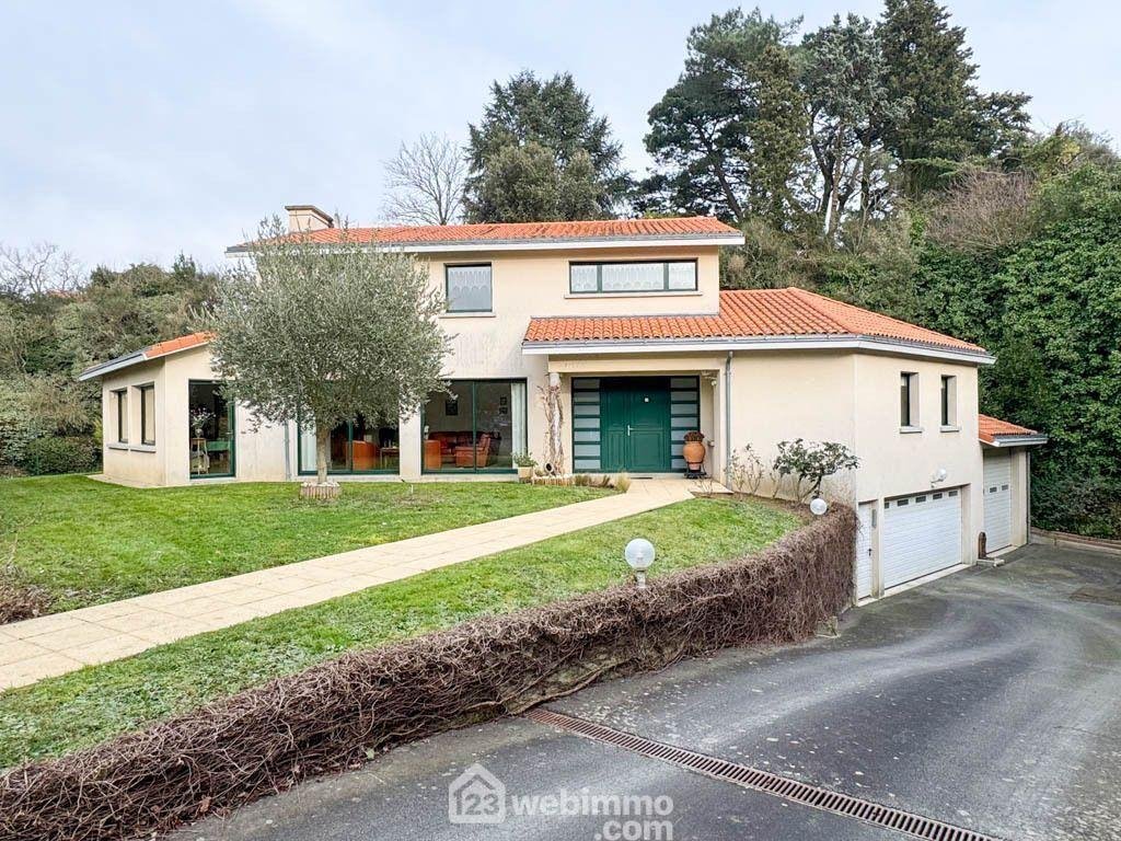 Maison à La Choletière, Cholet, France 1 - 16298225