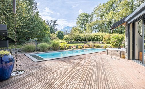 Villa in Verrens-Arvey, Auvergne-Rhône-Alpes, France 1