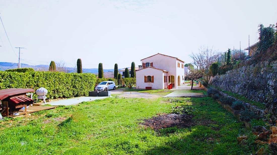Villa in Saint-Cézaire-sur-Siagne, Provence-Alpes-Côte d'Azur, France 2 - 16297212