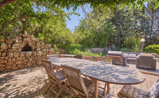 House in Le Tholonet, Provence-Alpes-Côte d'Azur, France 1