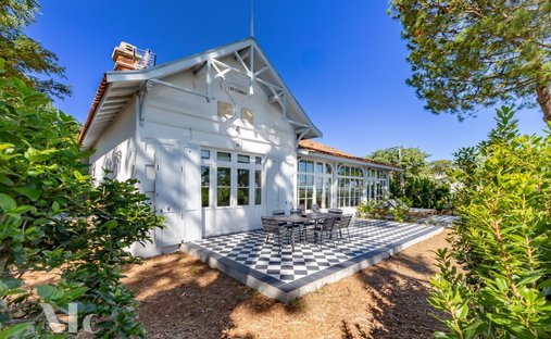 Villa in Centre Cap Ferret, Lège-Cap-Ferret, France 1