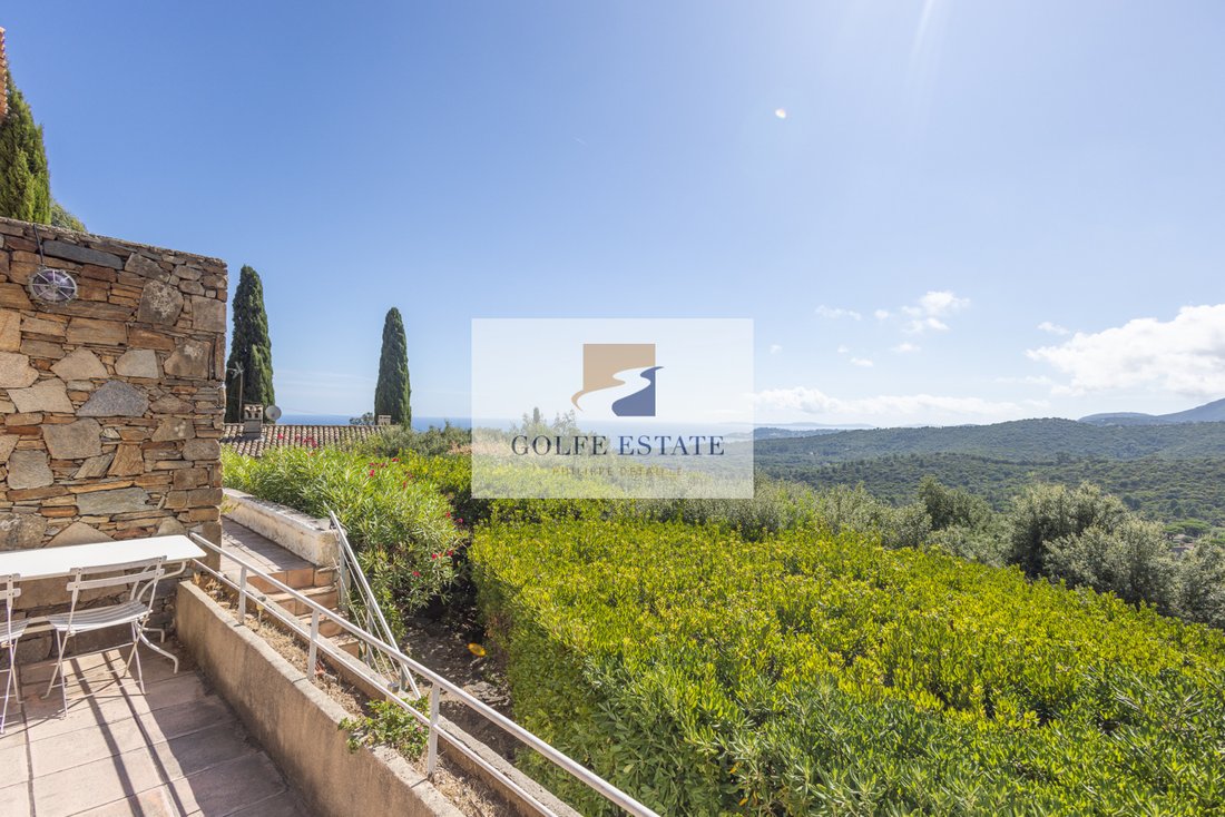 House in La Croix-Valmer, Provence-Alpes-Côte d'Azur, France 1 - 16296543