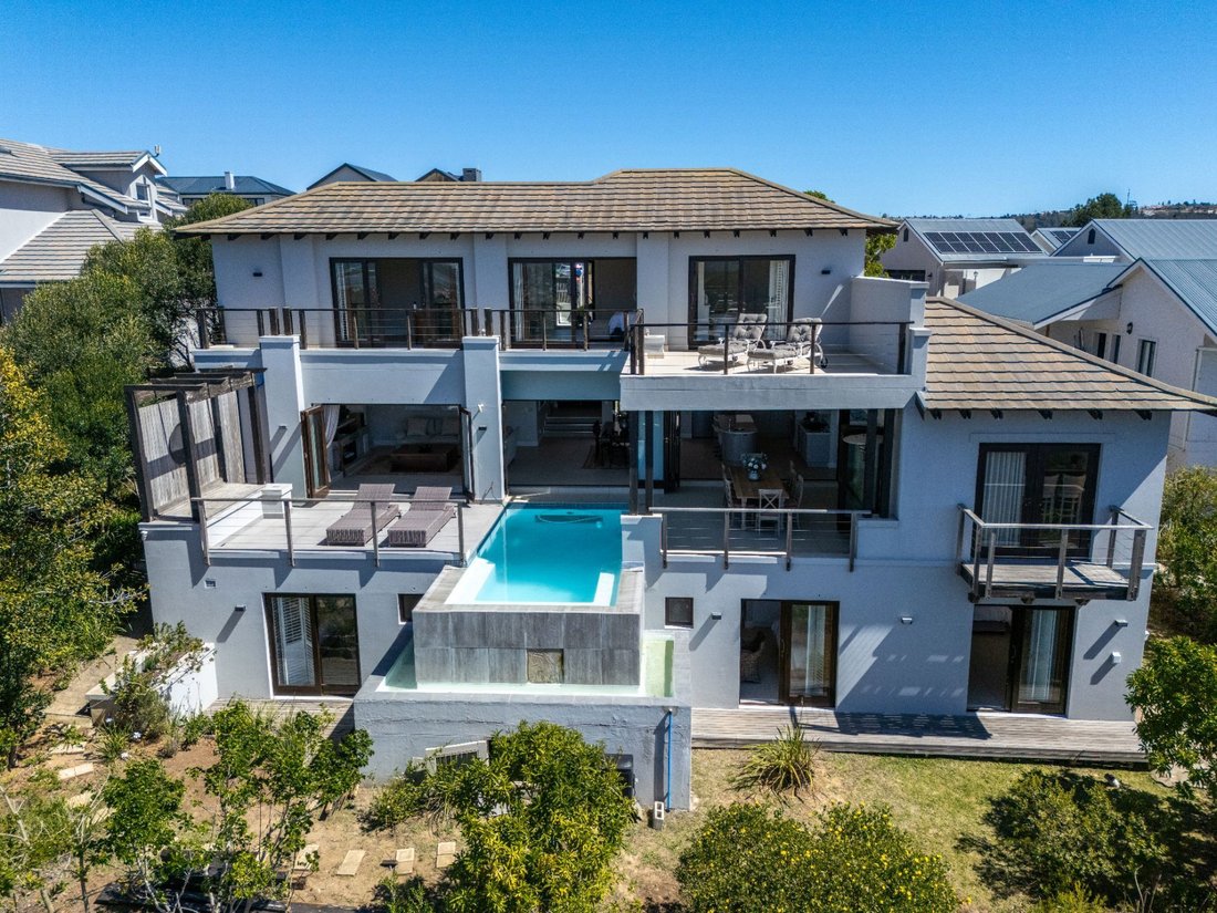 House in Plettenberg Bay, Western Cape, South Africa 2 - 16300022