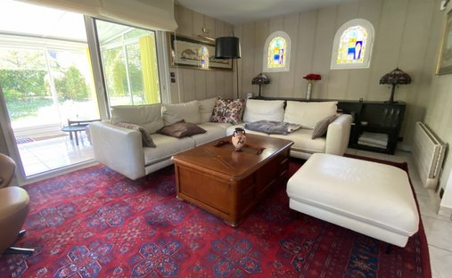 House 379m² Living Space, Great Comfort And Geothermal Energy