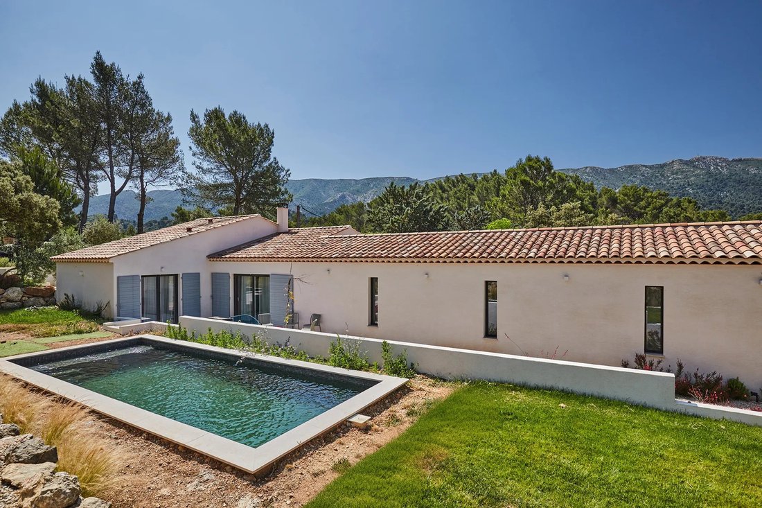 House in Vauvenargues, Provence-Alpes-Côte d'Azur, France 4 - 16296468