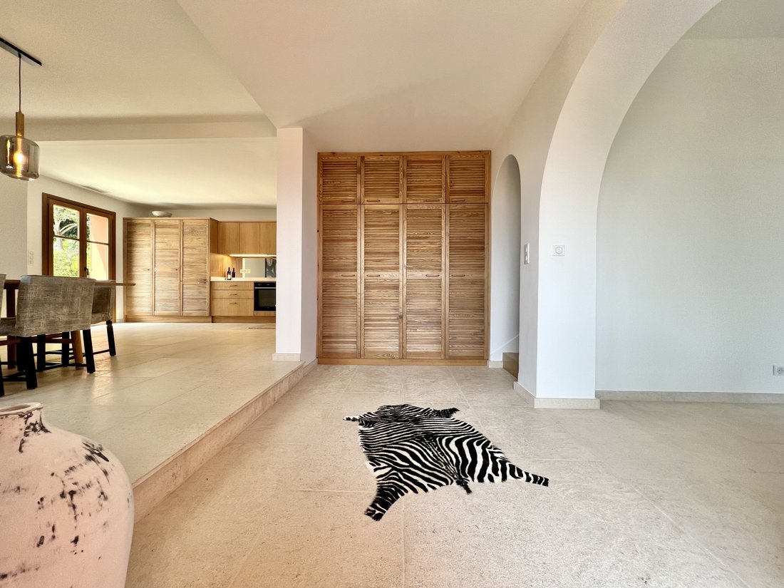 Villa in Ville-Les Saquedes-Le Bouillonnet, Sainte-Maxime, France 4 - 16301412