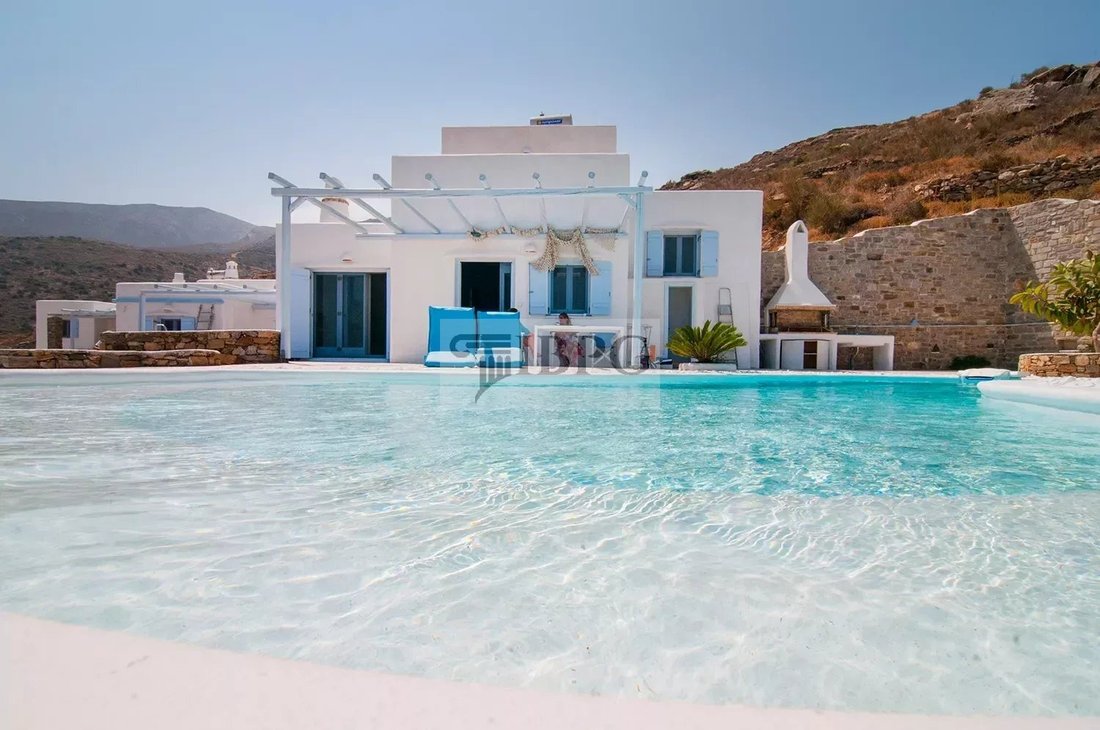 House in Paros, Aegean, Greece 3 - 16297141