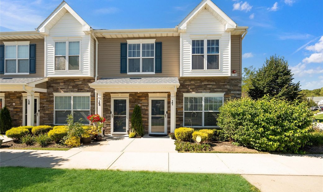 Casas De Venta En Central Islip
