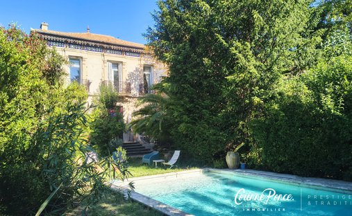 House in Camplanier, Nimes, France 1