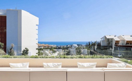 Villa in Fuengirola, Andalusia, Spain 1