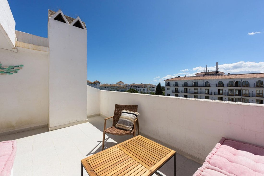 House in Puerto Banus, Marbella, Spain 1 - 16307149