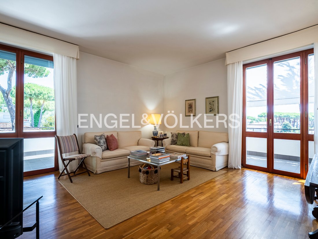Penthouse in Lido di Camaiore, Camaiore, Tuscany 3 - 16308606