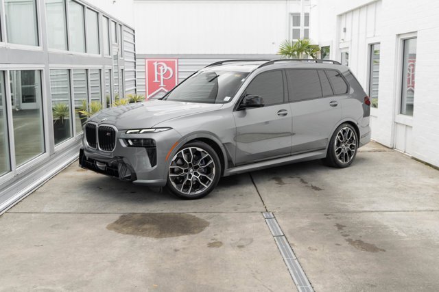Suv in Bellevue, WA, United States 2 - 16213959