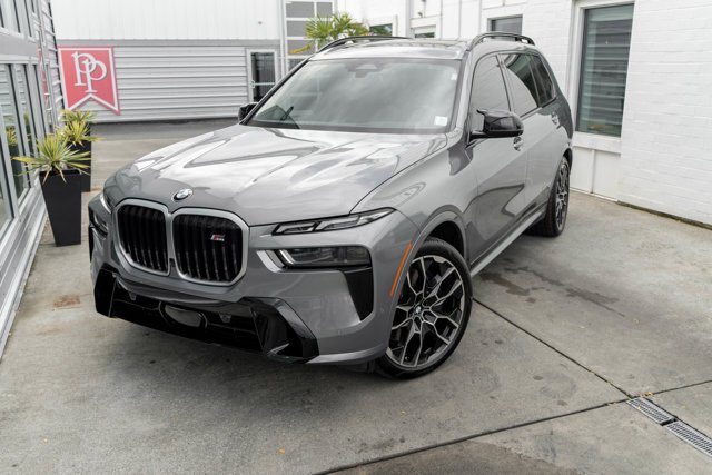 Suv in Bellevue, WA, United States 3 - 16213959