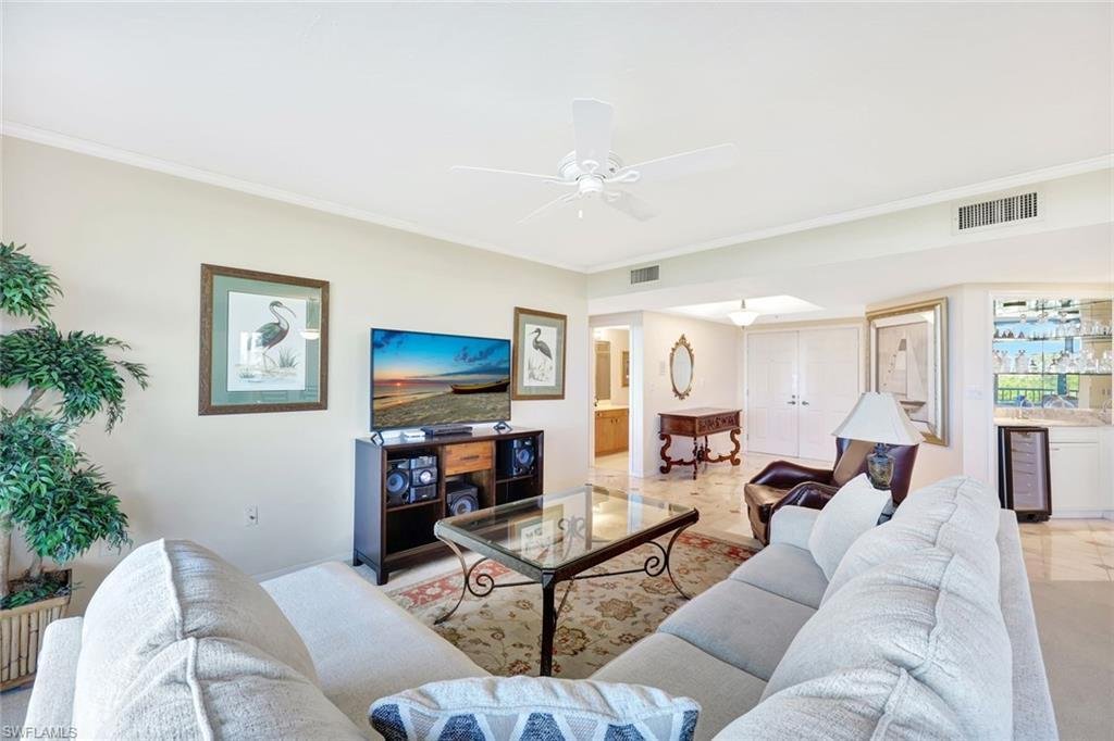 Condo in Naples, Florida, United States 5 - 16307843