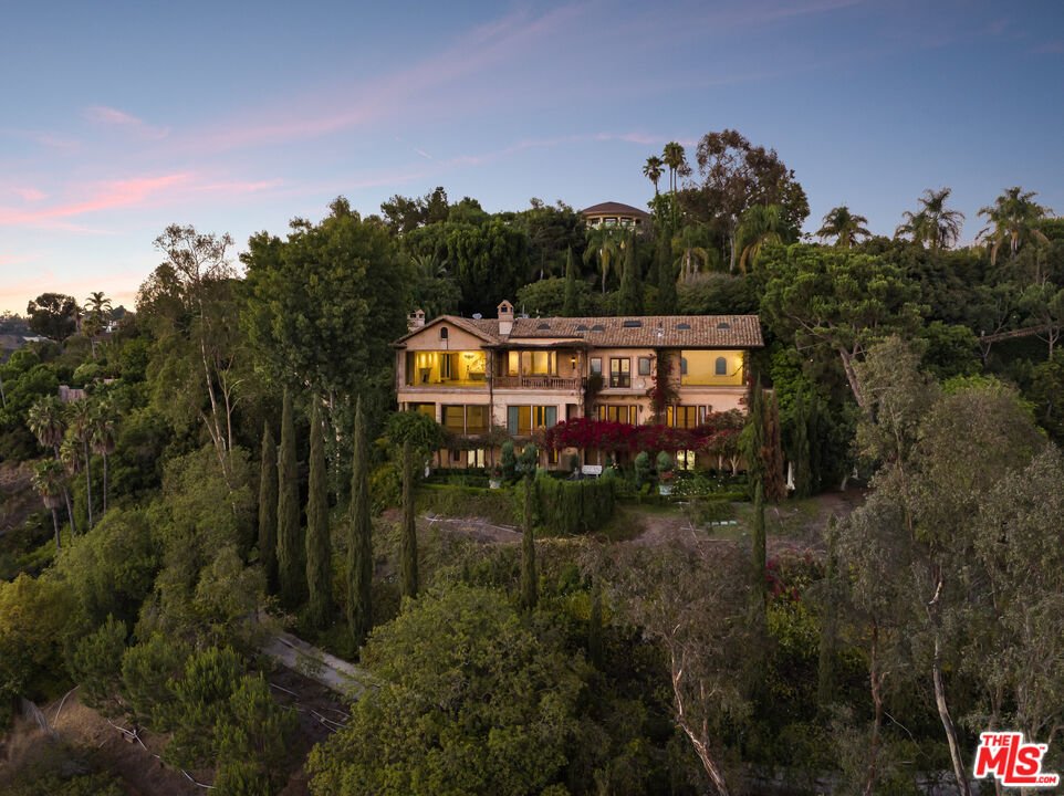 House in Los Angeles, California, United States 1 - 16307850